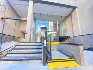 Departamento en  venta de 2 ambientes con cochera