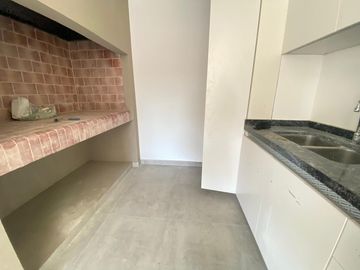 Departamento en  venta de 2 ambientes con cochera