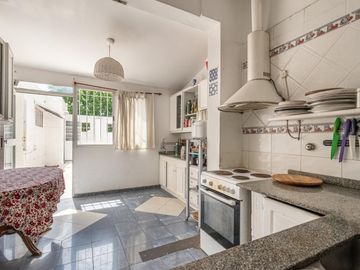 Venta PH luminoso 4 amb, 3 dorm, 2 baños, dependencia con baño, balcón, 2 terrazas, Apto crédito