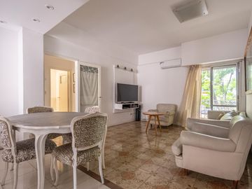 Venta PH luminoso 4 amb, 3 dorm, 2 baños, dependencia con baño, balcón, 2 terrazas, Apto crédito