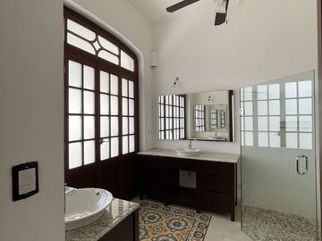 Casa en venta restaurada en el centro histórico de Mérida Yucatán.