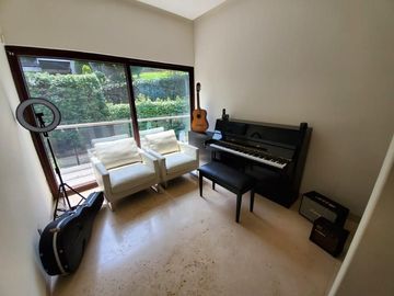 Venta de espectacular residencia/Hacienda de Valle Escondido