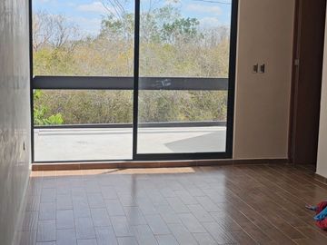 VILLA CON HABITACION EN PLANTA BAJA Y ALBERCA LISTA PARA HABITAR.