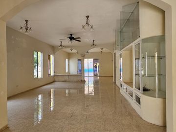 CERCA DEL MAR AMPLIA CASA EN VENTA EN CHICXULUB, PROGRESO, YUCATAN.