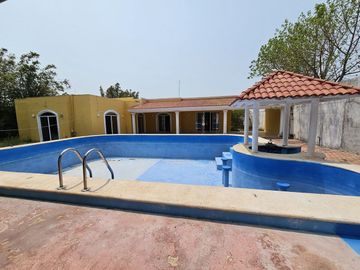 CERCA DEL MAR AMPLIA CASA EN VENTA EN CHICXULUB, PROGRESO, YUCATAN.