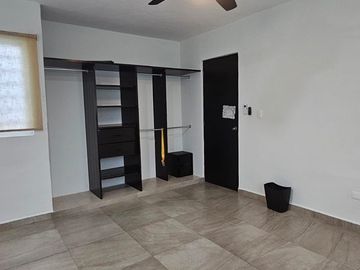 CASA EN SODZIL NORTE A UNAS CUADRAS DE LAS OFICINAS TREN MAYA