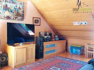 Parcela en Venta en Amplia casa con Quincho, Bodega y Cancha de Tenis - Lomas de Reloncaví