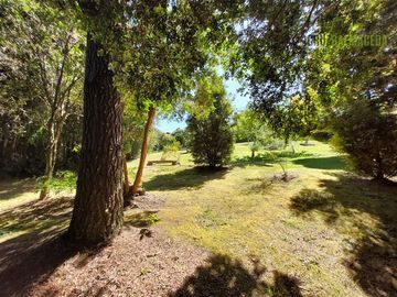 Parcela en Venta en Amplia casa con Quincho, Bodega y Cancha de Tenis - Lomas de Reloncaví