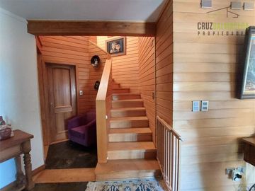 Parcela en Venta en Amplia casa con Quincho, Bodega y Cancha de Tenis - Lomas de Reloncaví