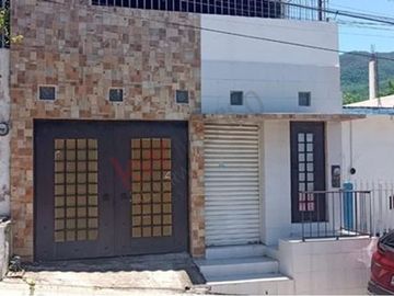 CASA EN VENTA EN 