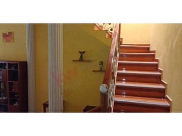 CASA EN VENTA EN 