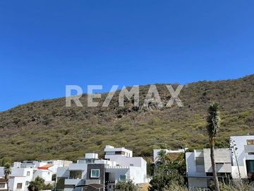 Casa en Venta - (3)