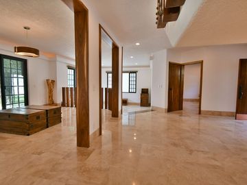 Casa en venta en San Miguel de la Cañada