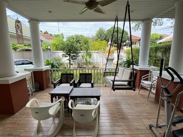 5 Bedroom House for sale in Saphan Sung, Bangkok