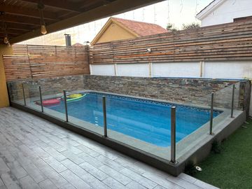 Venta de Impecable Casa 5D, 4B.  Rodeada de Áreas Verdes en el mejor Sector de La Florida