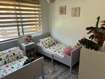 Venta de Impecable Casa 5D, 4B.  Rodeada de Áreas Verdes en el mejor Sector de La Florida