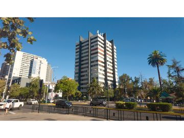 Departamento en Venta - Con vista a Plaza Ñuñoa