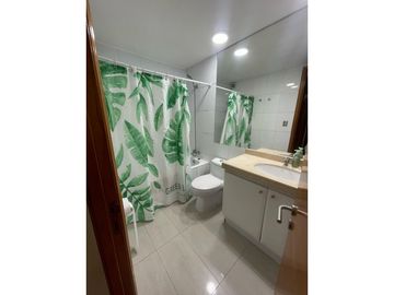 Vendo Hermoso y espacioso Dúplex en Vitacura 4D4B2E, Con Jardín y patio privado