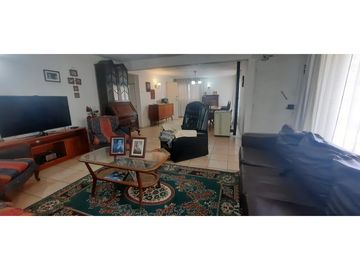 Se vende propiedad excelente ubicación, Maipu
