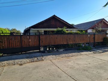 Se vende propiedad 3 dorm. 264 m2 terreno, 98 m2 const, Macul