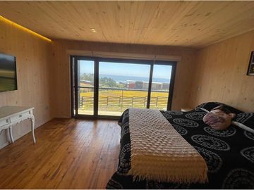 Pichilemu Hermosa Casa con vista privilegiada