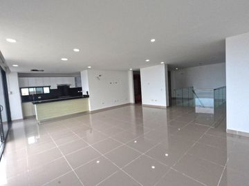 PENTHOUSE EN VENTA EN LA CUMBRE