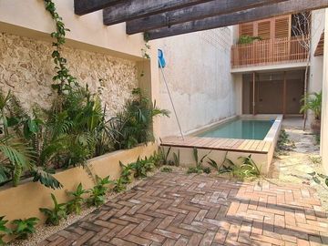 Casa en venta, QUINTA COLORADA, en el Centro de la Ciudad de Mérida Yuc.