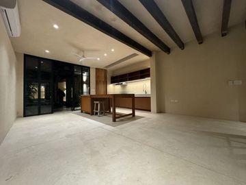 Casa en venta, QUINTA COLORADA, en el Centro de la Ciudad de Mérida Yuc.