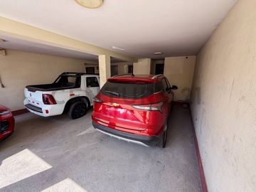VENTA DE DEPARTAMENTO EN PRIMER PISO - LA MOLINA, PORTADA DEL SOL