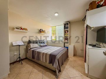 VENTA DE DEPARTAMENTO EN PRIMER PISO - LA MOLINA, PORTADA DEL SOL