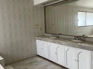 Casa en Venta Jardines de La Patria (Uso de Suelo Mixto)