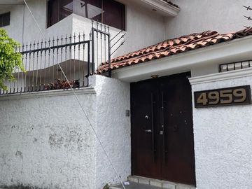 Casa en Venta Jardines de La Patria (Uso de Suelo Mixto)