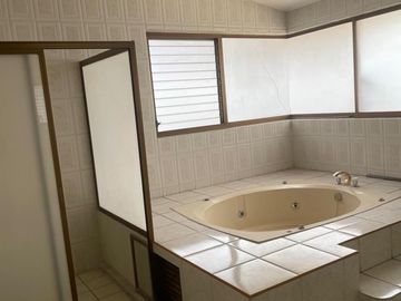 Casa en Venta Jardines de La Patria (Uso de Suelo Mixto)