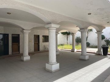 Casa en Venta Jardines de La Patria (Uso de Suelo Mixto)