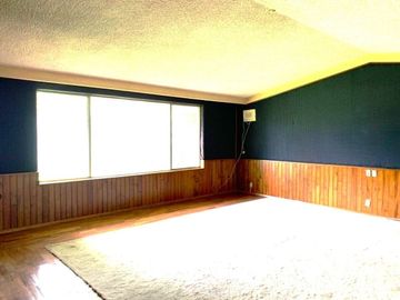 Casa en venta como terreno ubicado en Toluca, Estado de México