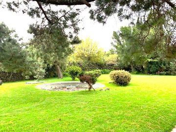Casa en venta como terreno ubicado en Toluca, Estado de México