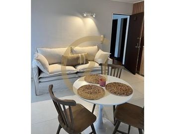 Venta de moderno loft recién remodelado en Reñaca