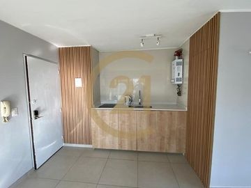 Venta de moderno loft recién remodelado en Reñaca