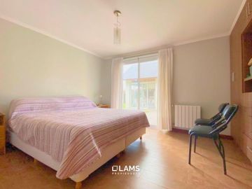 Casa 4 ambientes con piscina - Venta - Barrio Privado Arenas del Sur