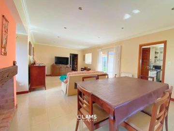 Casa 4 ambientes con piscina - Venta - Barrio Privado Arenas del Sur