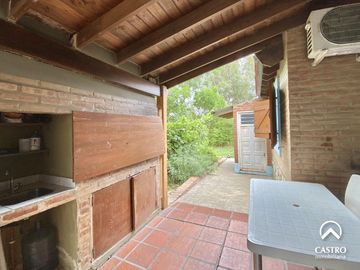 Casa en Las Moreras, Villa de Merlo.