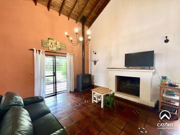 Casa en Las Moreras, Villa de Merlo.