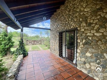 Casa en Las Moreras, Villa de Merlo.