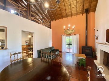 Casa en Las Moreras, Villa de Merlo.