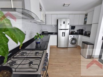 Espectacular departamento 3 amb en Punta Chica, con cochera cubierta, pileta y parrilla!