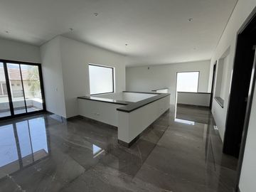 Casa en Venta en Valle Alto  $24,427,950