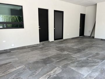 Casa en Venta en Valle Alto  $24,427,950