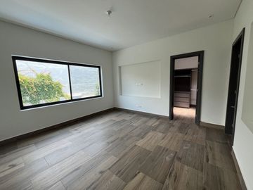 Casa en Venta en Valle Alto  $24,427,950
