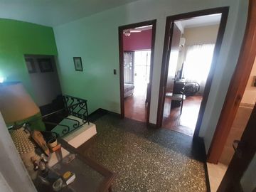 Venta - Casa en Haedo 5 ambientes.