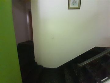 Venta - Casa en Haedo 5 ambientes.